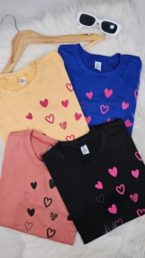 Corações T-shirt - comprar online