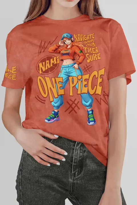 Camiseta estonada Nami One Piece Good Vibes da Multverso Co., 100% algodão premium com estampa DTF. Visual vintage streetwear para fãs de anime geek.