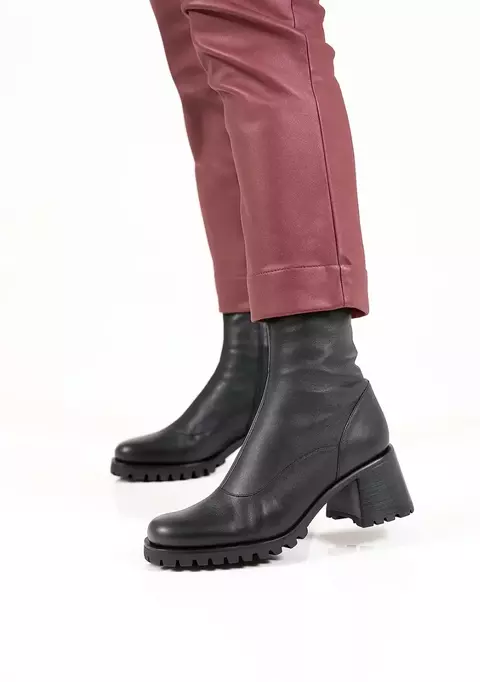 BOTA INVITTO STRETCH PRETO - comprar online