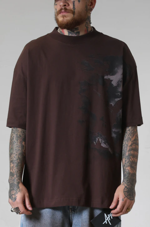Camiseta Huge Approve Divinity Store Marrom