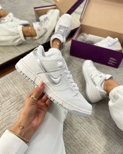 Tênis Dunk Branco/Prata