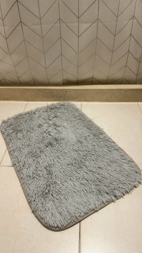 ALFOMBRA DE BAÑO GRETA GRIS - comprar online