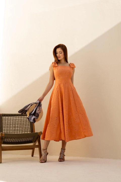 VESTIDO BEATRIZ - LINHO - BORDADO TANGERINA