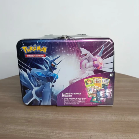 Collector Chest Hisui 2022 (Lonchera Metálica)