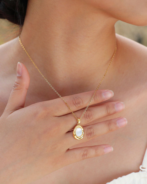 Collar First Dance Gold