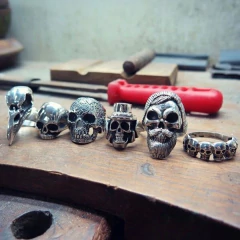 Hilera de Calaveras PLATA 925 en internet
