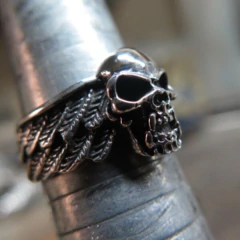 Cráneo Alado PLATA 925 en internet