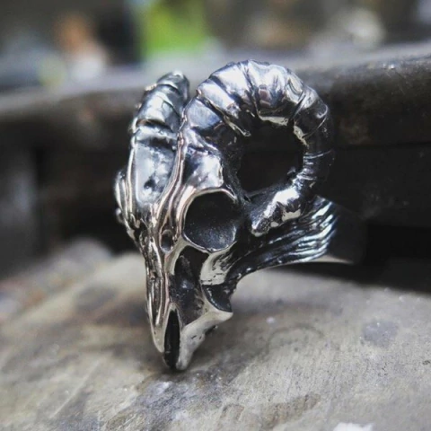 Cráneo Carnero PLATA 925