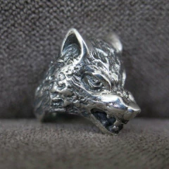 Huago/Lobo PLATA 925 - comprar online