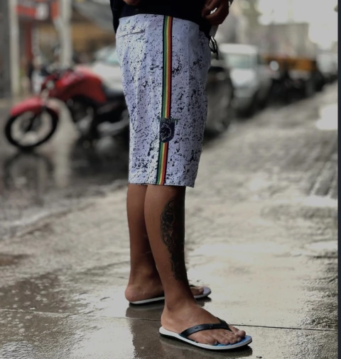 Bermuda água Barão cós reforçado