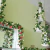 Corrente De Rosas 2 Metros Trepadeira Artificial Folhagem - comprar online