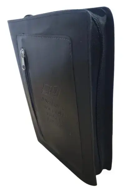 Capa Ziper Tamanho Médio Para Biblias de Estudo Preta O Senhor e o Meu Pastor (Capa Com Porta Acessorios)