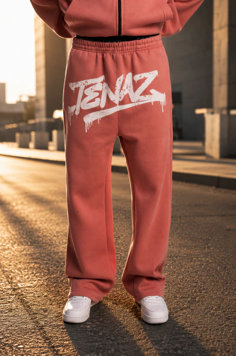 Pantalón Tenaz Oversize Graffiti Rosa palo