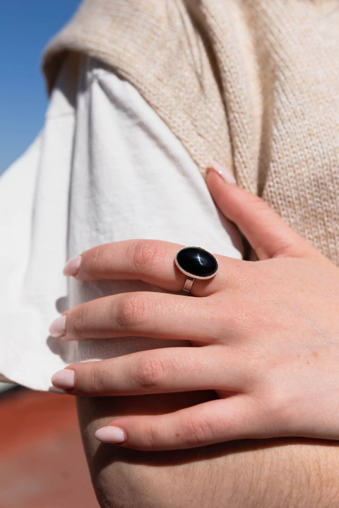 Anillo Berlin con Onix negro