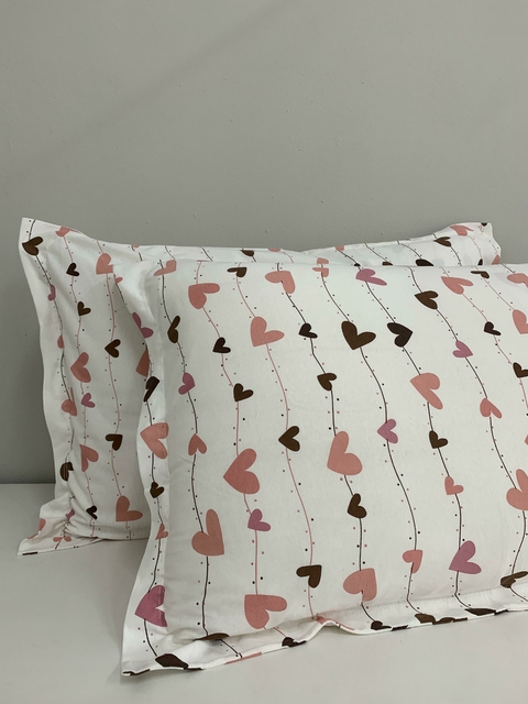 Par de Fronha em Malha - Coração Colorido