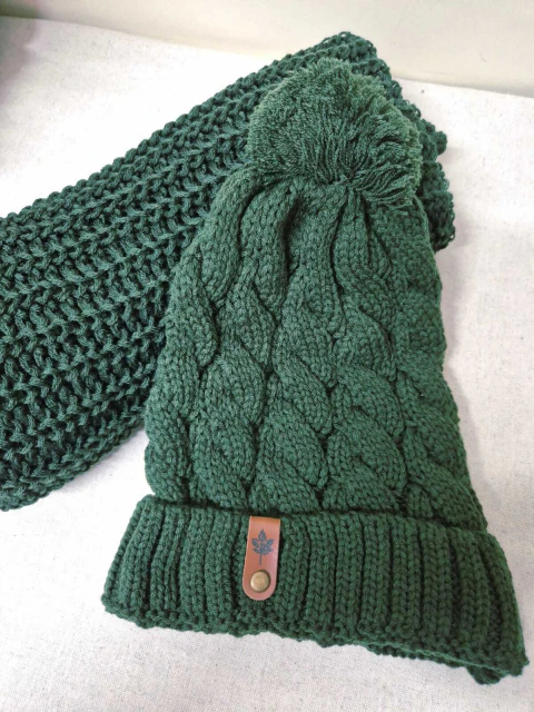 Conjunto Tricô - Gorro e Gola