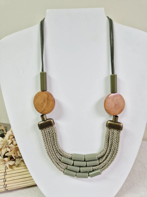 Colar Boho Voltas