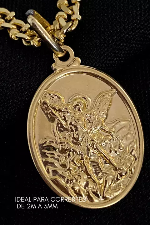 Pingente Medalha Oval Miguel Arcanjo - 3,5x2,6cm - 2,3g - Banhado A Ouro 18k