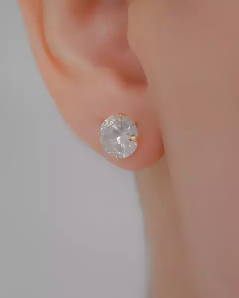 Brinco Ponto de Luz Maior de Zirconia no Dourado