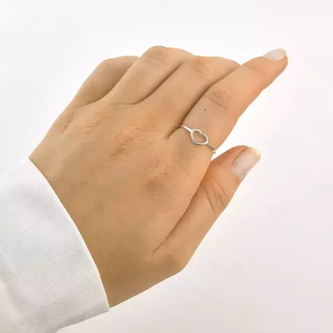 Anel Coração Liso Prateado