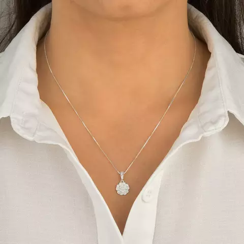 Gargantilha Trevo Cravejado Tamanho:45cm