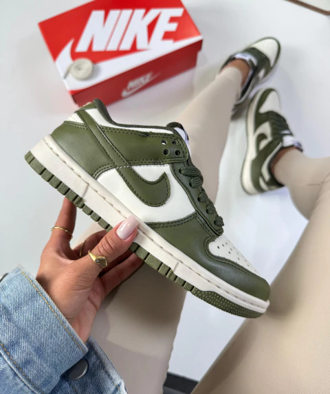 NK SB Dunk Low | Verde