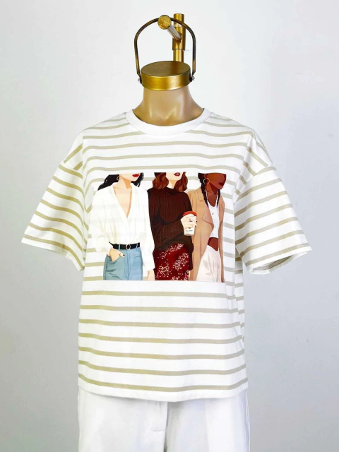 Remera Crop Amigas infinitas