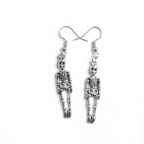 Brinco Esqueleto Corpo Inteiro Articulado Rock Gótico Halloween Prata Anzol - Par
