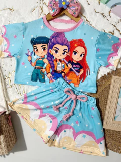 Conjunto. Guerreiras kpop na internet