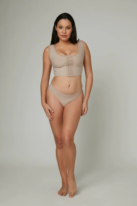 Sutia Emana Tecido Duplo, Alça Regata com Extensor, Bojo Pre Moldado e Colchetes Emana. - comprar online