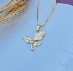 Colar Plantinha Broto de Ouro - Semear e Colher | Banhado a Ouro 18k