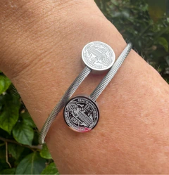 Bracelete de São Bento Cabo de Aço Ajustável - Proteção e Fé | Aço Inox