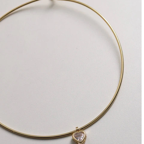 CHOKER LUXO PEDRA CORAÇÃO