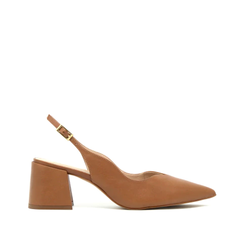 MAVEN | Marrom Camel | Slingback salto bloco com corte orgânico