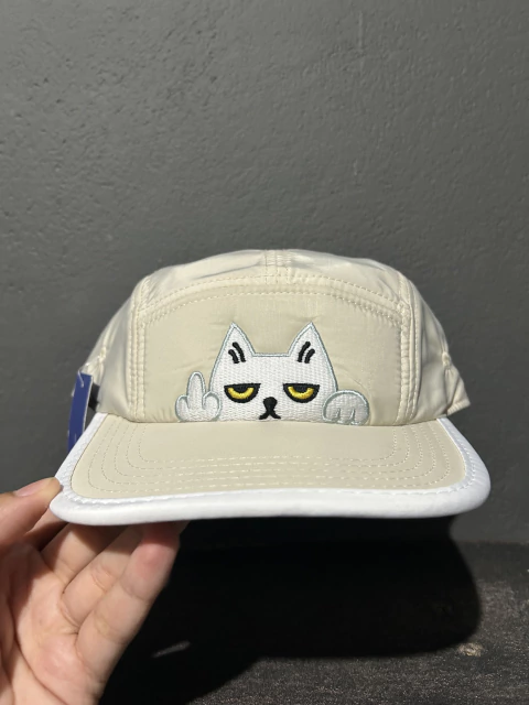 Boné Ripndip bege - comprar online