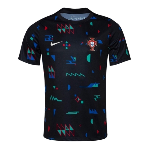 Camisa Seleção de Portugal Pré-jogo 24/25 - Torcedor Nike Masculina - Preta com detalhes em azul e vermelho e verde