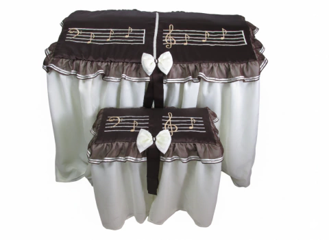 100.07 - Capa para Órgão Cetim Marrom, Laterais Cetim Pérola e Voil Pérola - comprar online