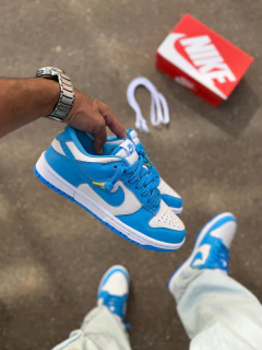 DUNK LOW AZUL CELESTE (LUXO)