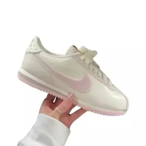 Nike Cortez White - comprar online