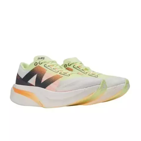 New Balance Women's FuelCell Supercomp Elite V4 Running - comprar online