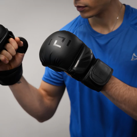 Guantes Hibridos MMA Kuro en internet