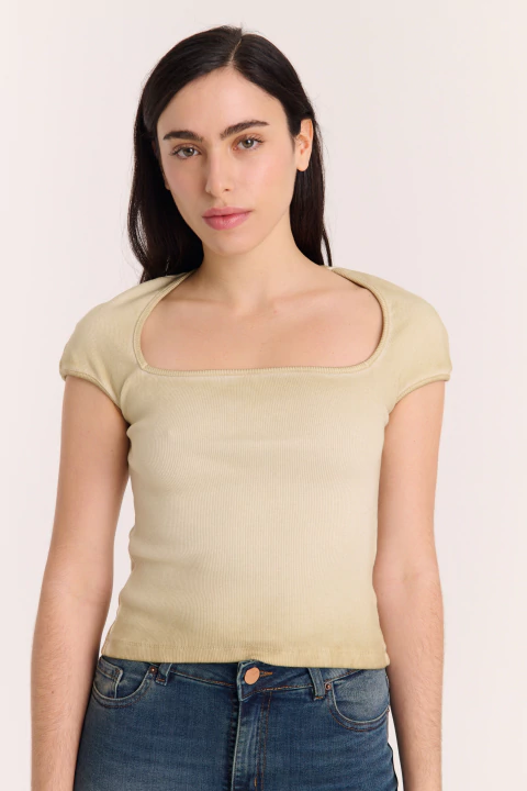 REMERA BABY TEE SQUARE - comprar online