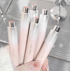 GEGE BEAR SOLID LIP GLOSS Brillo en formato stick - comprar online