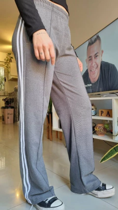 jogger darlon con despunte en internet