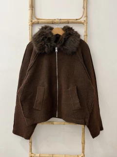 Campera Bomber Tejida Con Cuello Piel Desmontable - comprar online