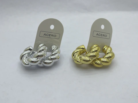 Arito argolla trenzada estilo chunky