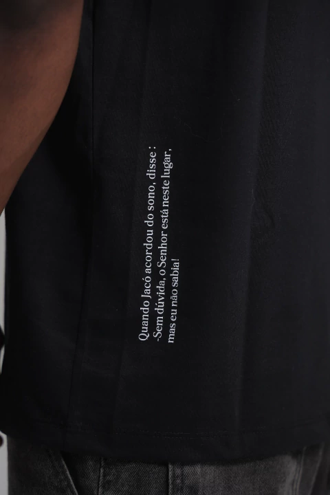 Camiseta Onipresente - comprar online