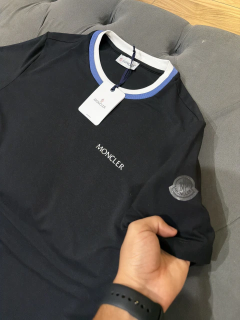 T-Shirt Moncler Premium Preta