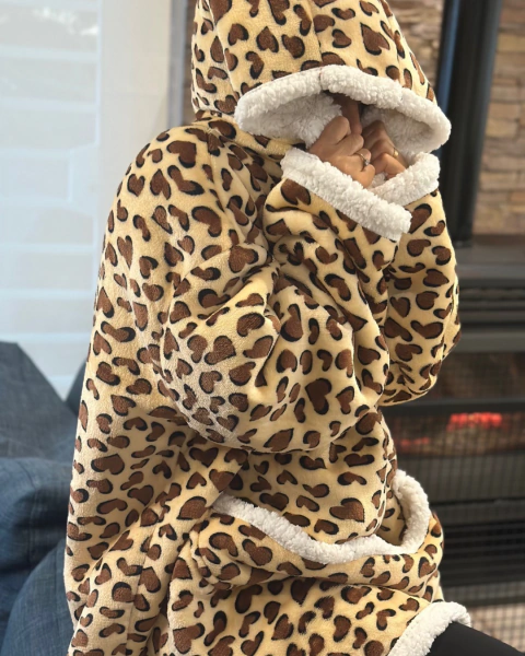 MAXIBUZO OVERSIZE PLUSH CON CORDERITO!