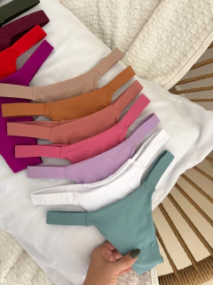 Fio biquíni - tamanho P na internet